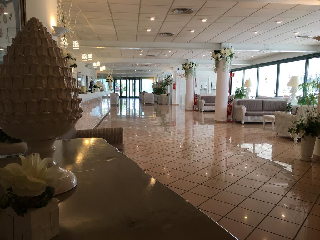 Hotel Sierra Silvana Сельва-ди-Фазано Экстерьер фото